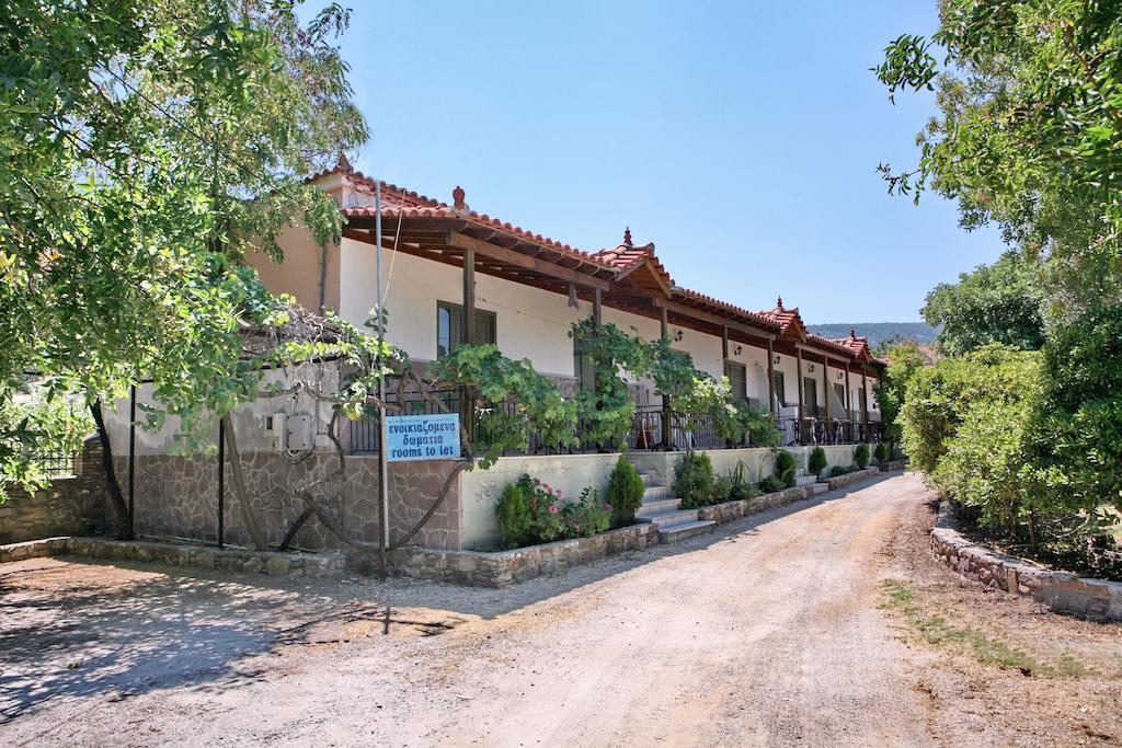 Paradisos Studios Pyrgi Thermis Exterior foto